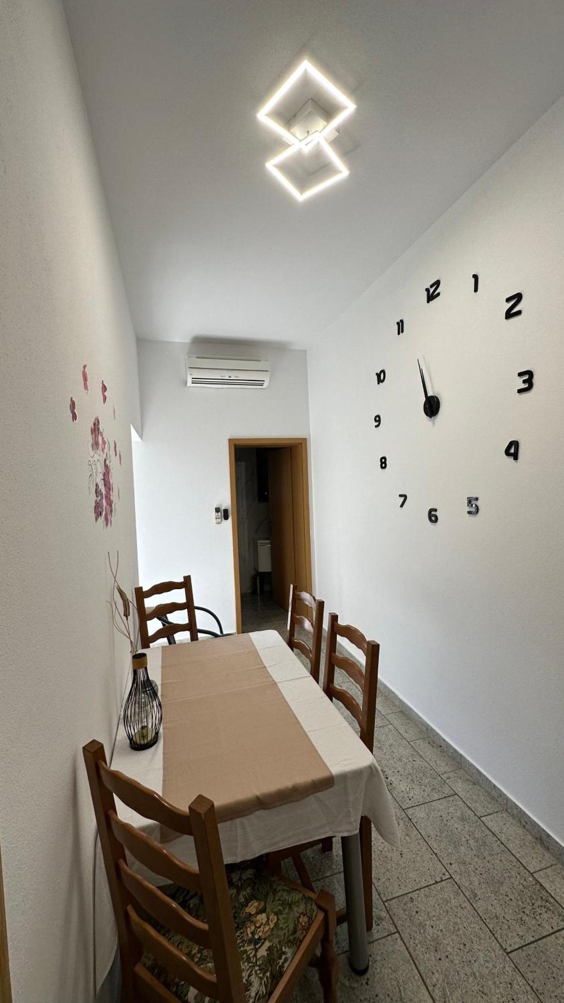 Villa Baldi -Apartmani Danny Tar-Vabriga Exterior photo
