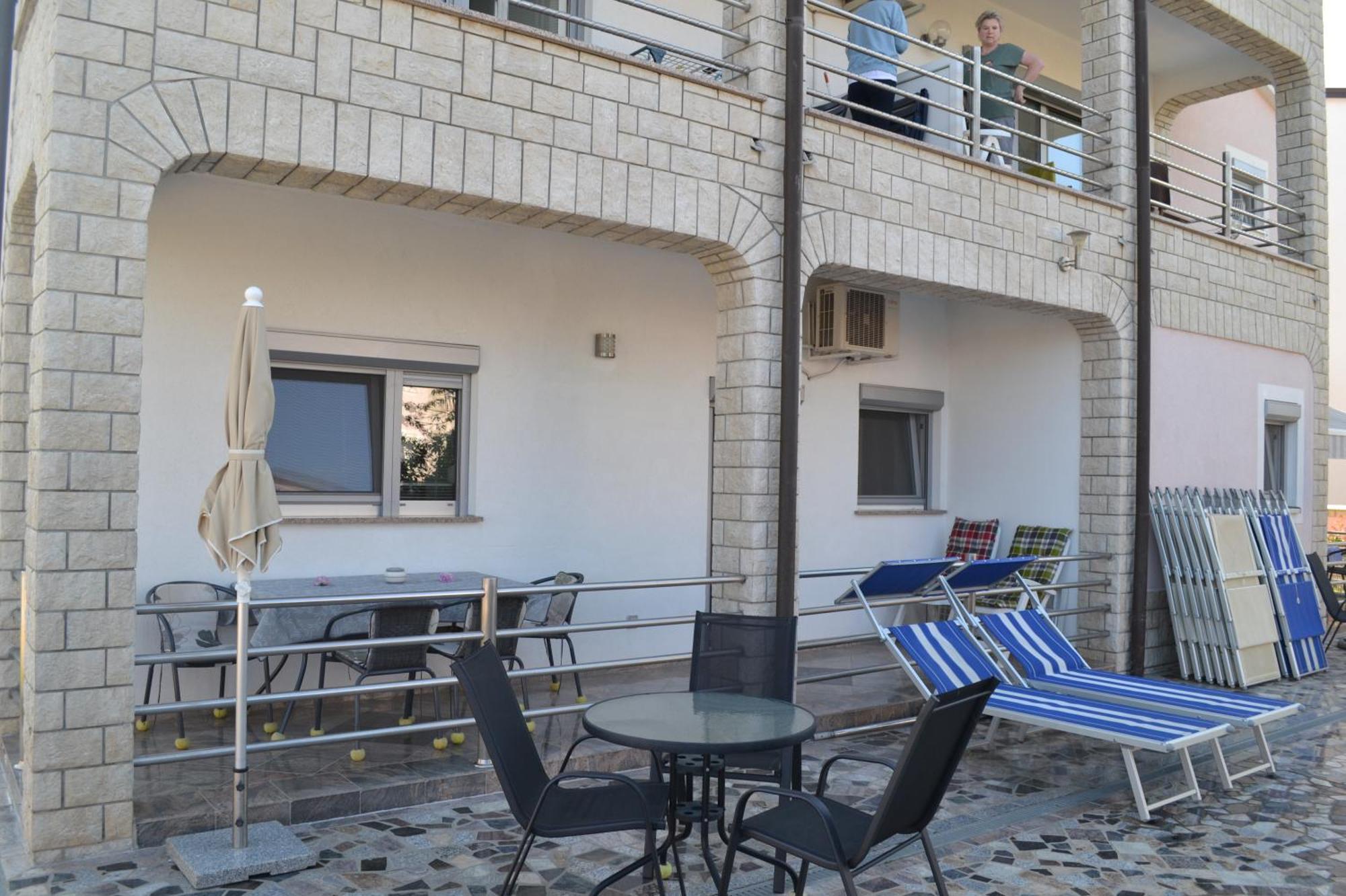 Villa Baldi -Apartmani Danny Tar-Vabriga Exterior photo